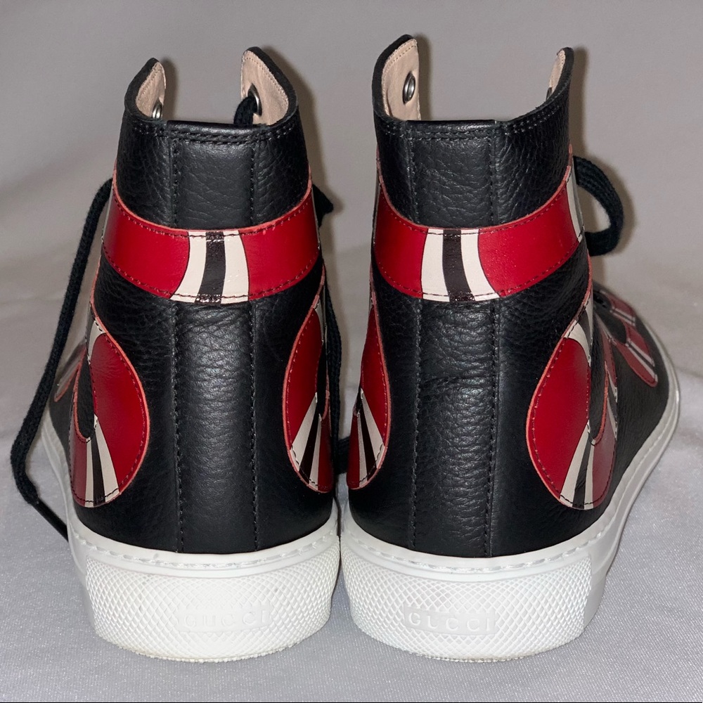 ***SOLD*** Gucci Snake black high tops - Picture 2 of 8